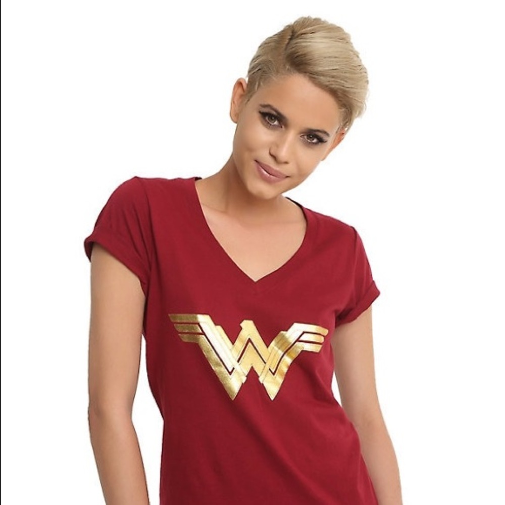 Cropped wonderwoman tshirt